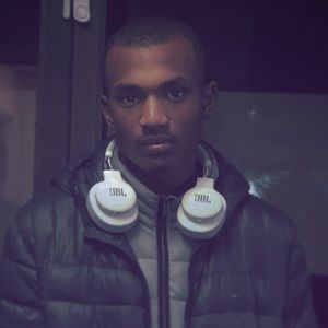 Meet your Posher, Malik